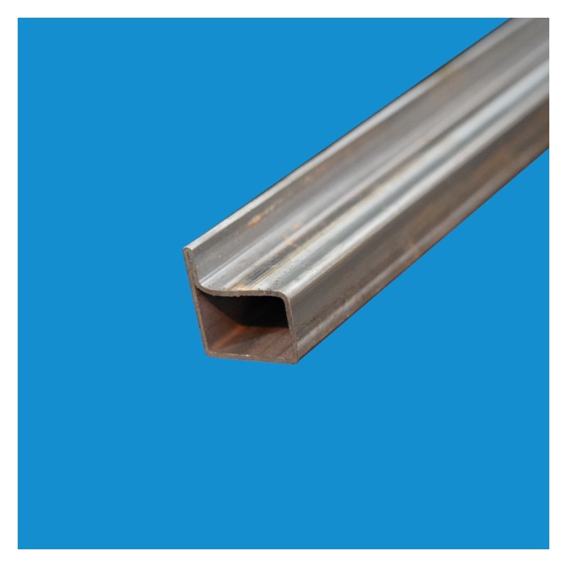 Tube à ailette acier en T 50x30 mm Comment Fer
